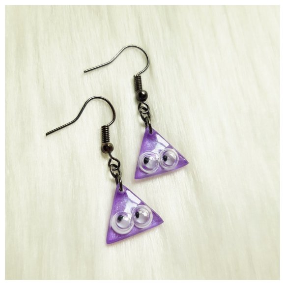Purple Googly Eye Earrings Triangle Handmade Mini Resin Dangle Earrings - Picture 3 of 8
